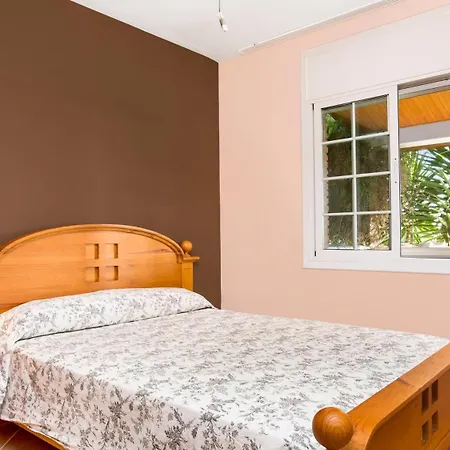 Sleeps 8